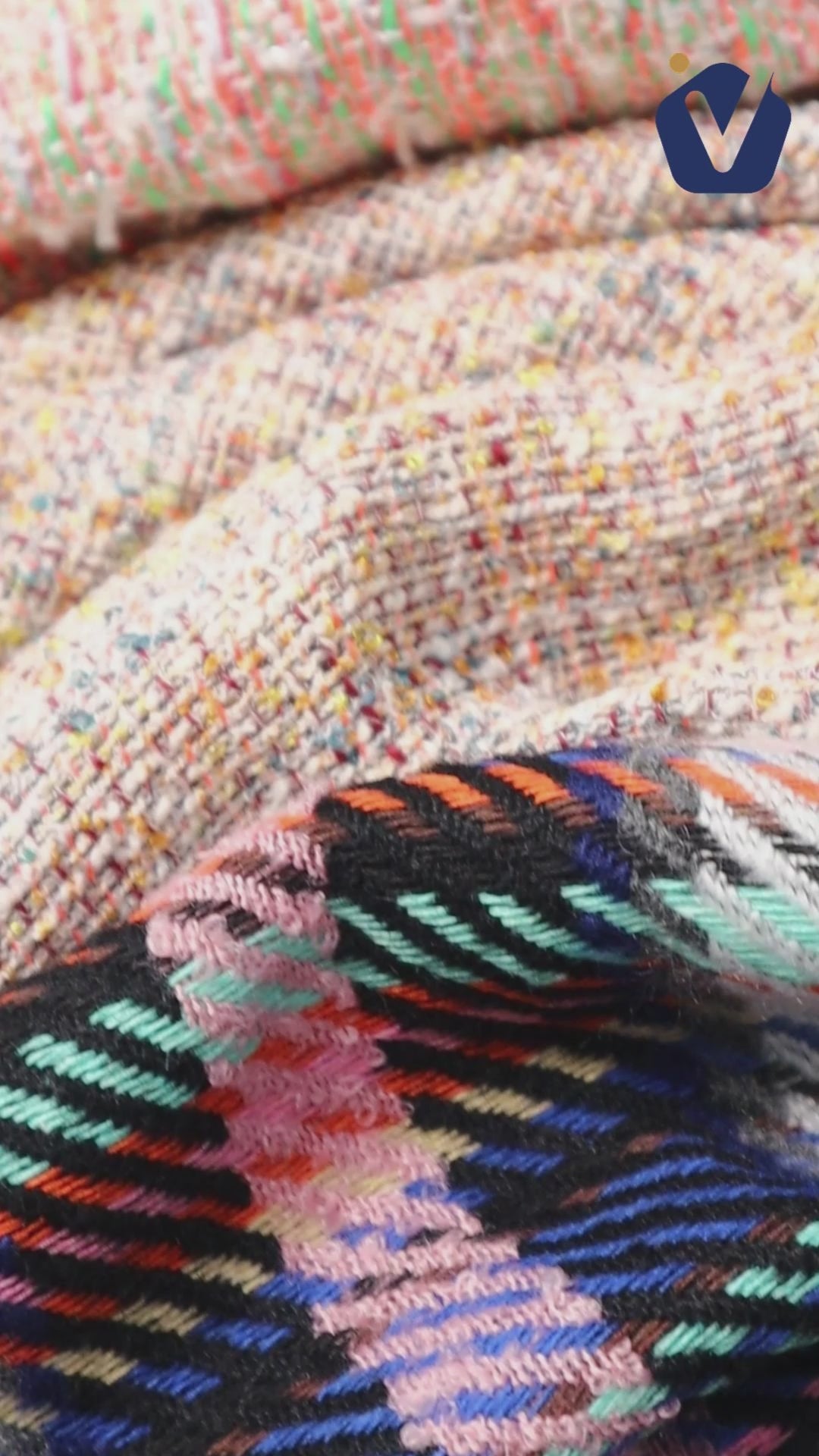 FP21163 / 1992 / Chanel-style Tweed fabric video